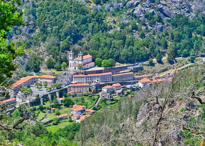 Casa Ti' Beites, No Santuário De Nossa Senhora Da Peneda *